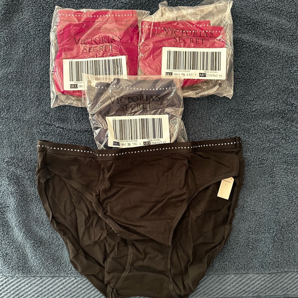Victoria’s Secret High Leg Brief Lot NEW size L, 2 berry, 1 navy blue & 1 black